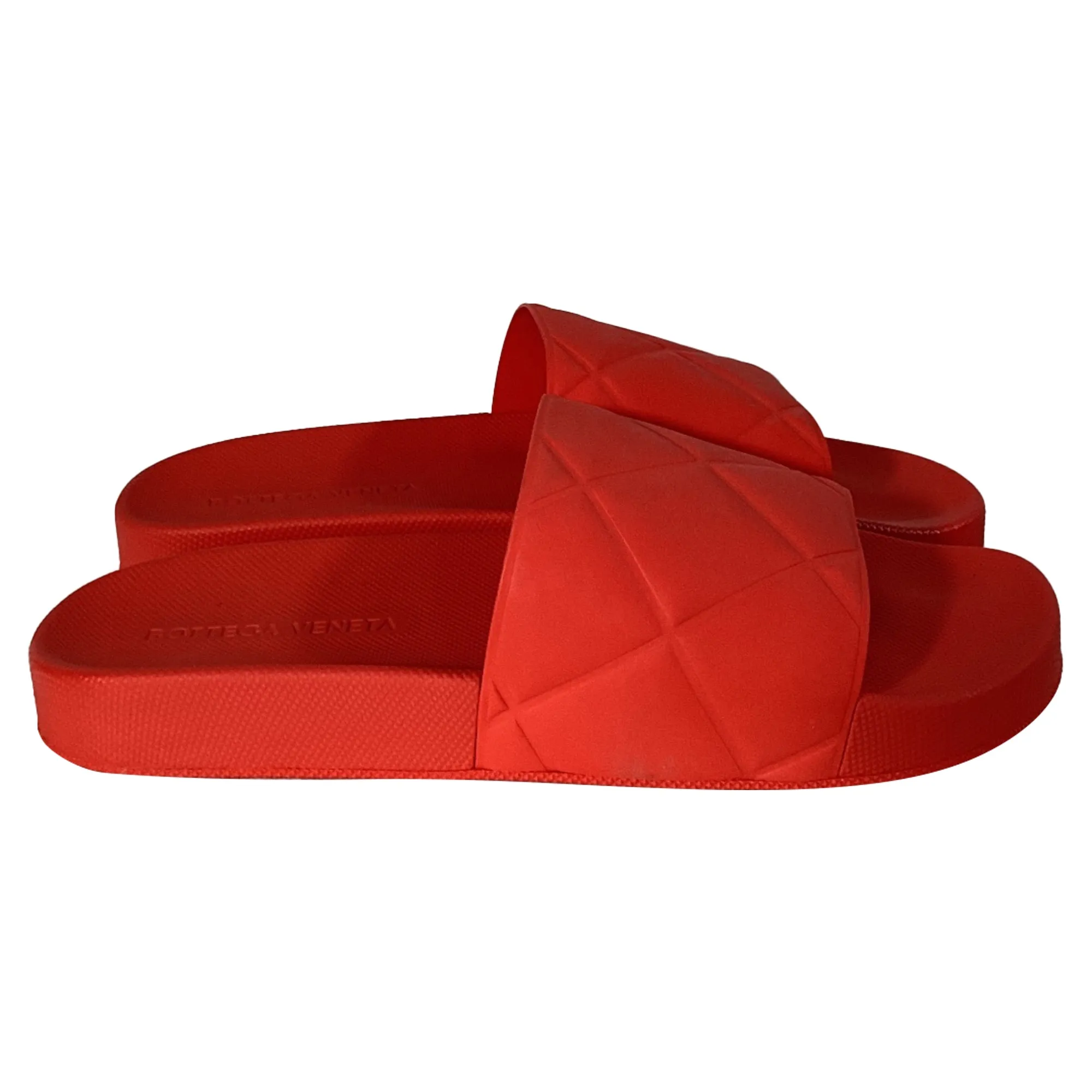 Bottega Veneta Slides in Red Rubber