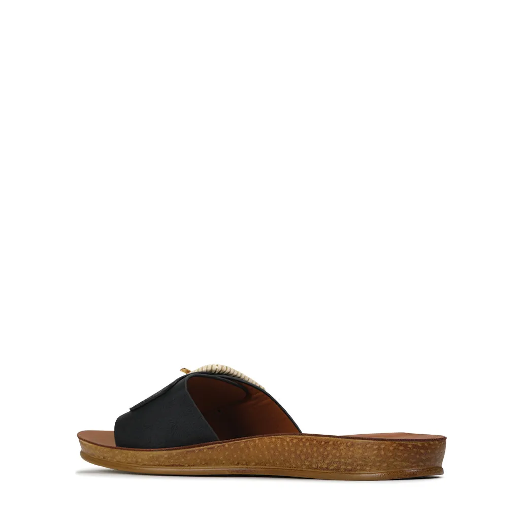 BRIO BUCKLE SLIDE SANDAL