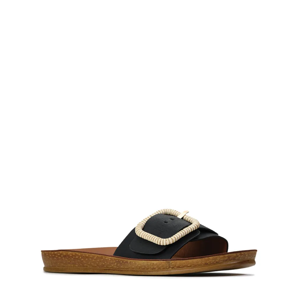 BRIO BUCKLE SLIDE SANDAL