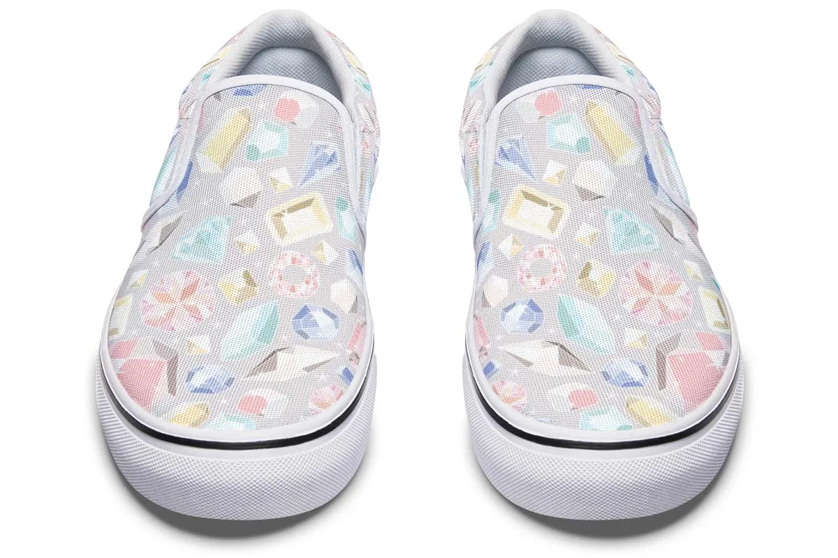 Diamond Pattern Slip-On Shoes