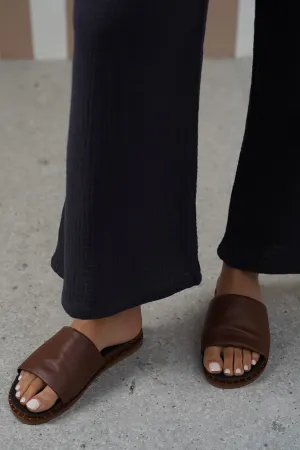 LEATHER SLIDES