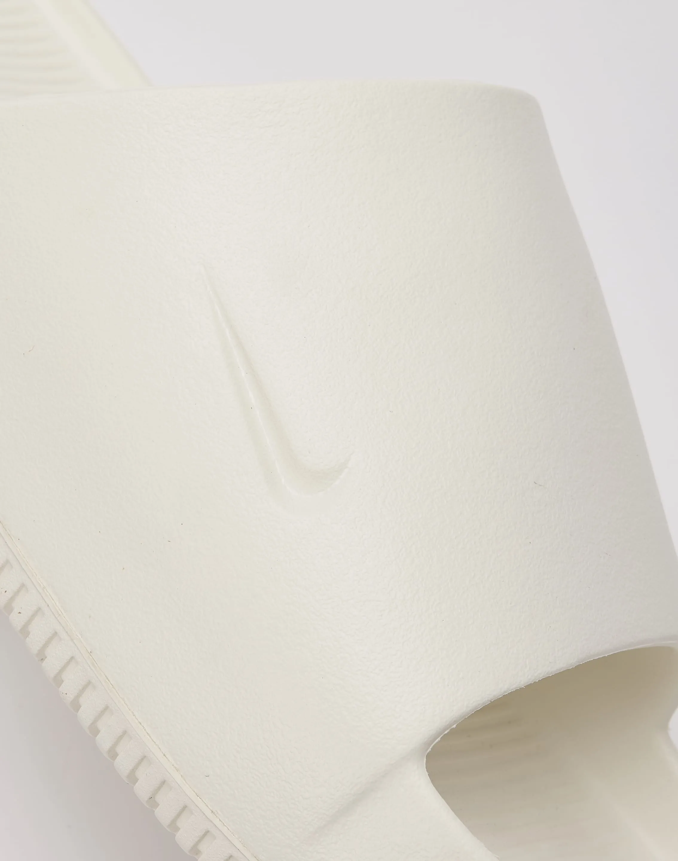 Nike Calm Slides