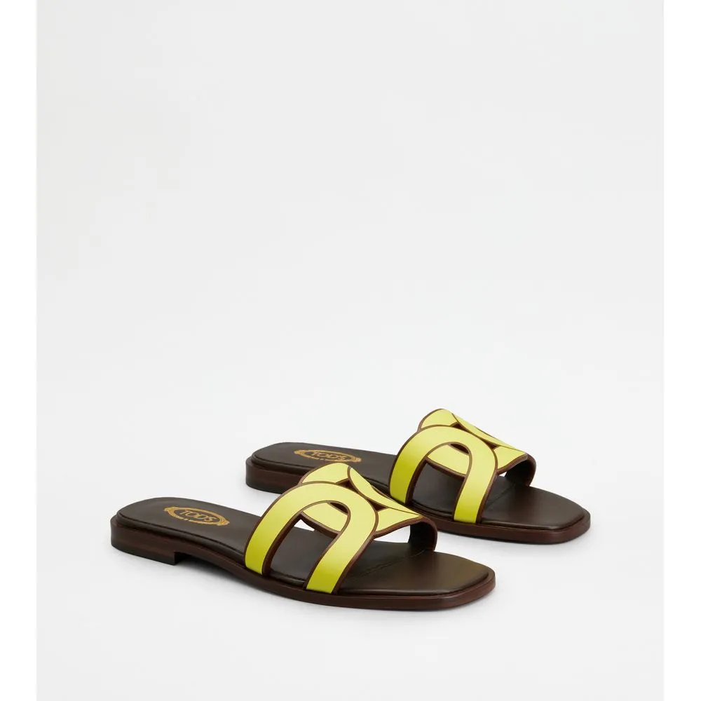 Sandals in Leather