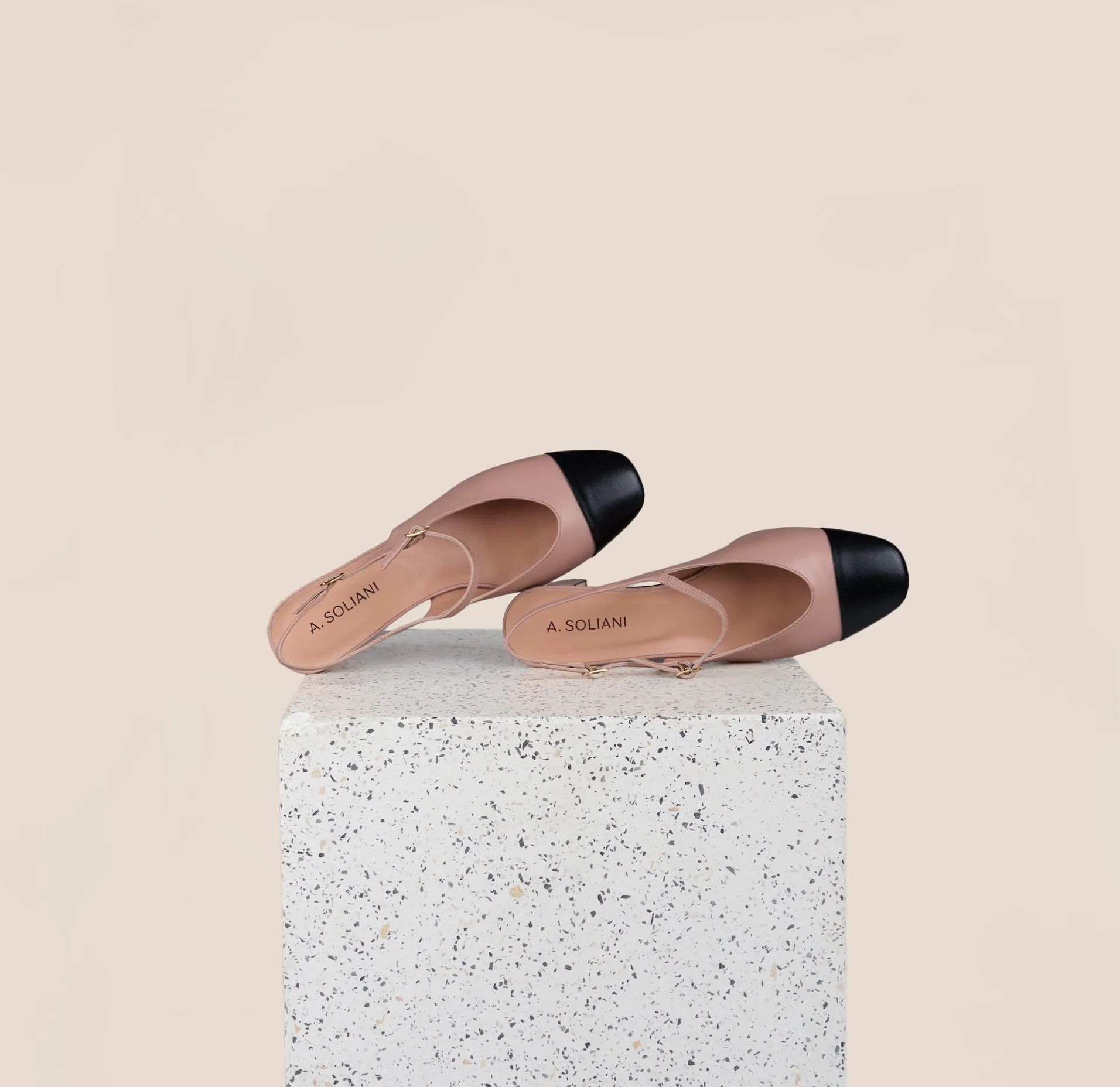 Selva  - Beige Nude/ Black