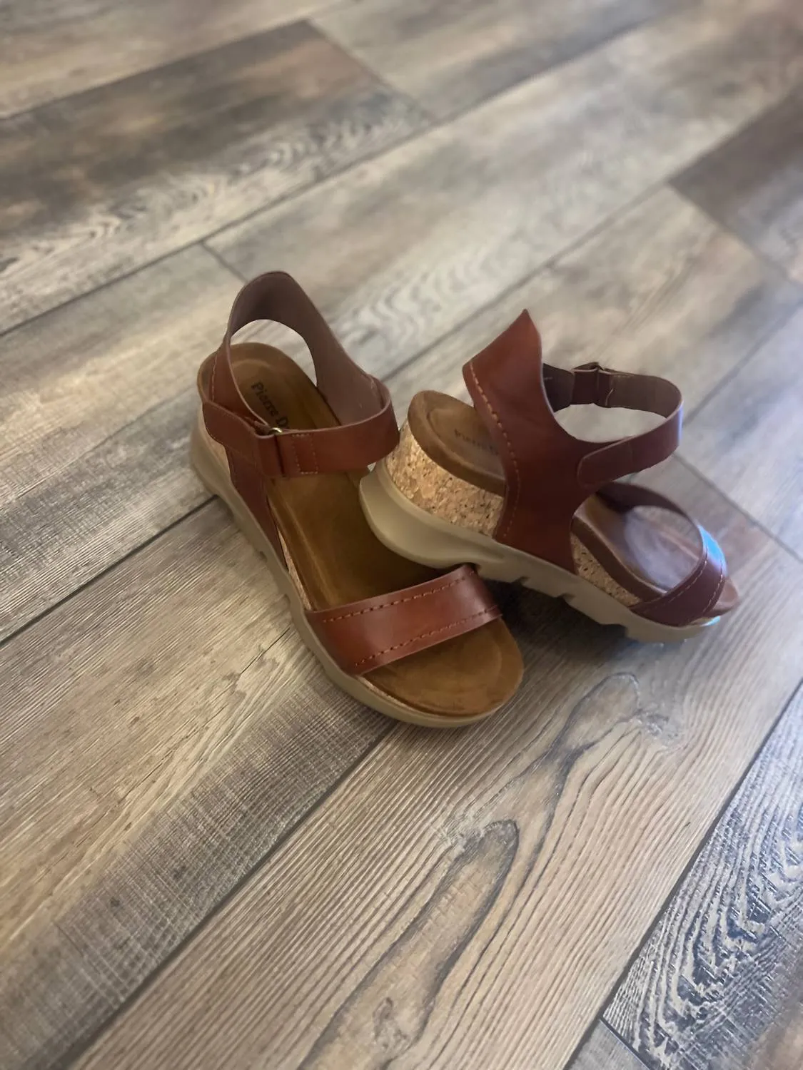 Women's Wanda Sandal In Whiskey Brown